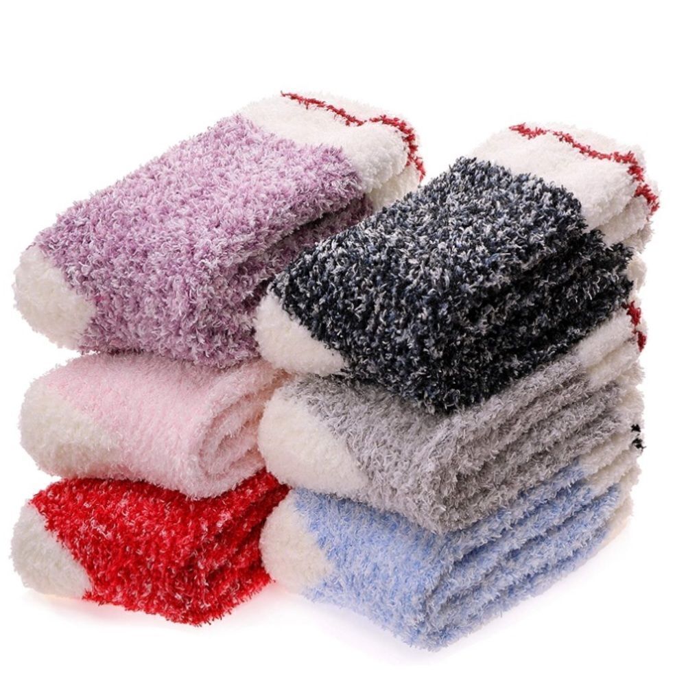 Fuzzy winter socks    - Picture 4 of 7